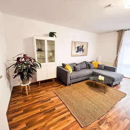 Qonroom - As Individual As - Wulferdingsen Apartament