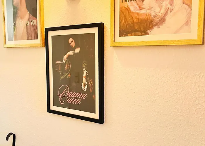 Qonroom - As Individual As - Wulferdingsen Lejlighed Bad Oeynhausen