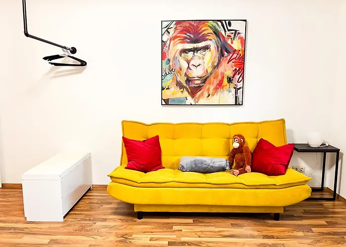 Qonroom - As Individual As - Wulferdingsen * Bad Oeynhausen