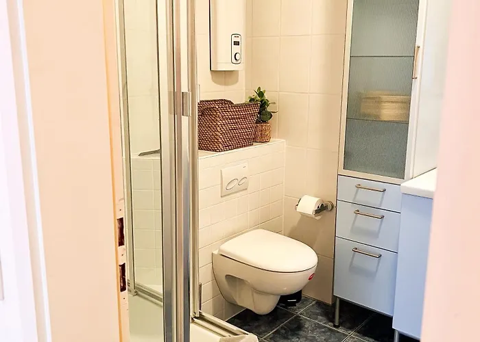 Qonroom - As Individual As - Wulferdingsen *