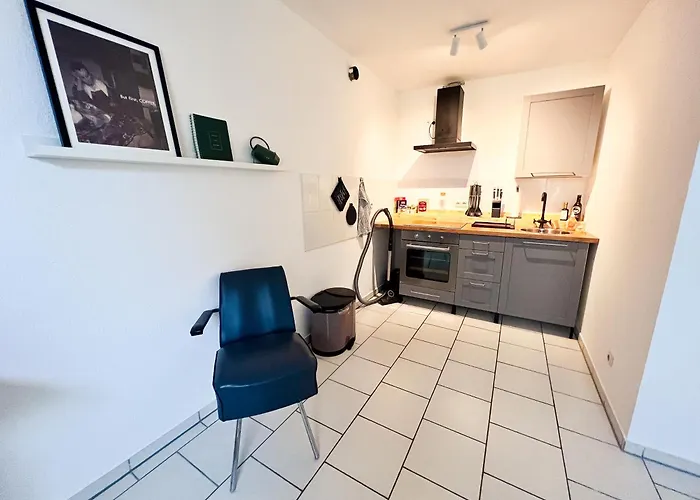 Qonroom - As Individual As - Wulferdingsen * Bad Oeynhausen