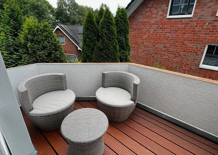 Qonroom - As Individual As - Wulferdingsen Lejlighed *